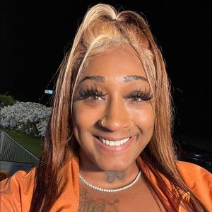 Meet your Posher, Alisha